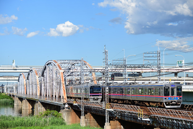 京成電車すれ違い