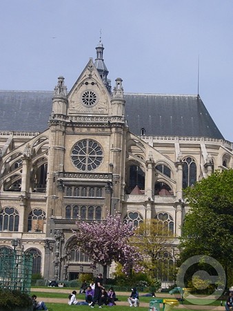 P1520806