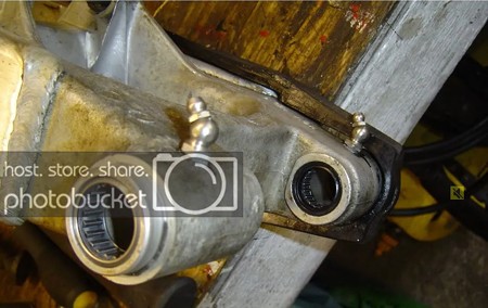 Swing_arm_with_nipples