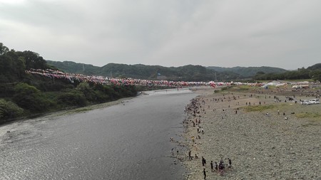 相模川こいのぼり高田橋