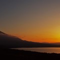 山中湖に沈む夕日
