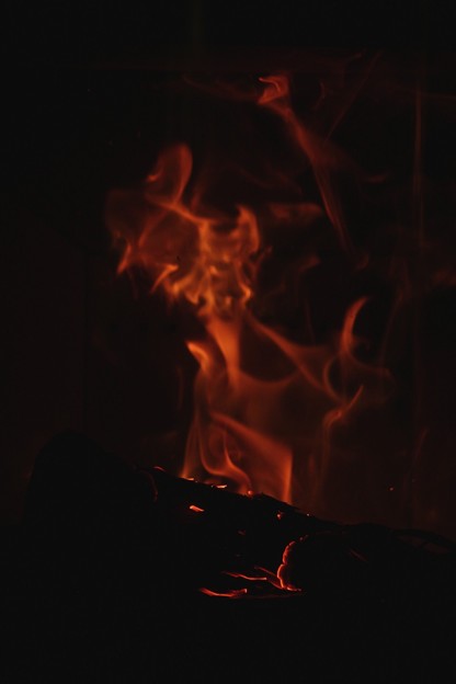 Photos: ストーブの火～火の精～♪