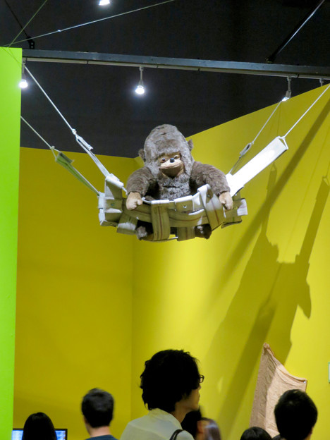 名古屋市科学館「絶滅動物研究所」展 No - 153：出口付近の上のゴリラの人形？