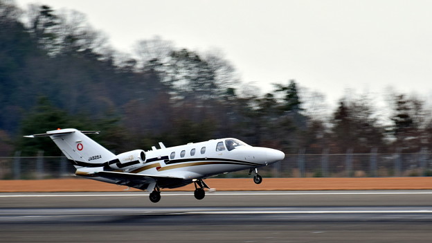 JA525A_コーナン商事_セスナ Citation JET-2