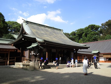 氷川神社拝殿