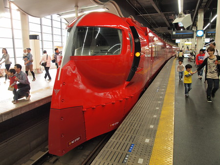南海50000系ラピート ネオジオンバージョン 南海本線難波駅