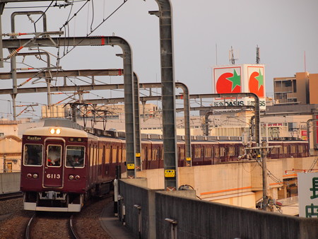 阪急6000系普通阪急宝塚線豊中駅01