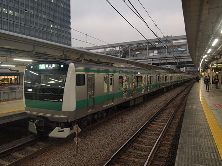 E233系普通 埼京線大崎駅04