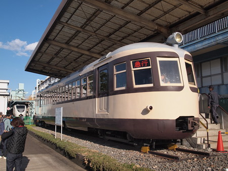 クモハ52 吹田工場