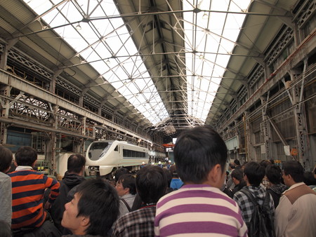 683系 吹田工場02