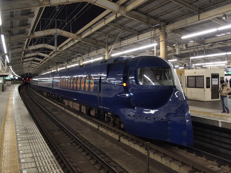 南海50000系ラピート 南海本線天下茶屋駅