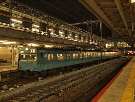 103系普通 奈良線京都駅02