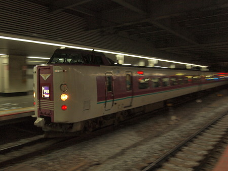 381系特急やくも 山陽本線岡山駅03