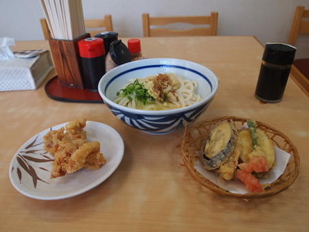 栗林駅のおうどん01
