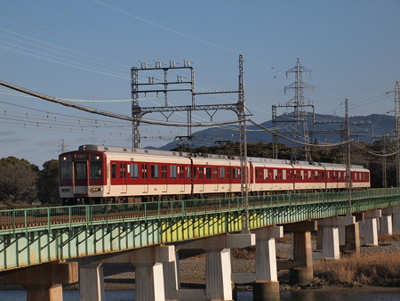 近鉄9000系急行 近鉄山田線宮町~小俣03
