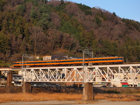 近鉄16000系特急 近鉄吉野線大和上市~吉野神宮04