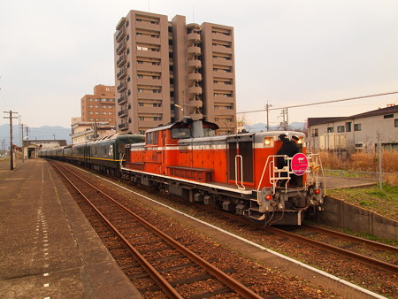 DD51 トワイライトエクスプレス 山陽本線東萩駅03