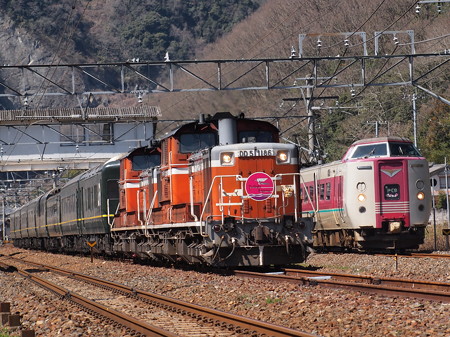トワイライトエクスプレスとやくも 伯備線美袋~日羽01