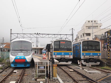 富士急大月駅の並び