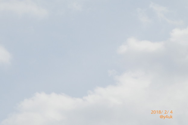 Photos: 雲の間わずかな青さみしい日～260mmハイキー