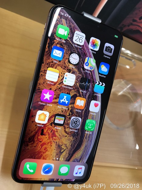 2年愛用7Plusクロネコその場で新品交換10.7お誕生日に☆だから今日Macでバックアップ～iPhoneXSMax初見！有機ELも綺麗で大画面でカメラも良く欲しいけどバカ高い、この手では持ちづらい…