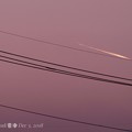 12.3_16:23旅先にて“夕暮れ、サンタ飛行中を発見！練習中！”電柱電線越しに遠く夢を乗せsunset☆偶然2度とない奇跡☆速写コンデジ30倍ズームだから撮れた(706mm/夕日モード:TZ85)