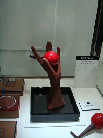 手タレ?@JEAN-PAUL HEVIN