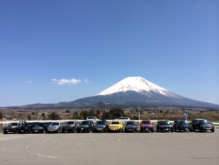富士山バック　全員集合　H3　13台