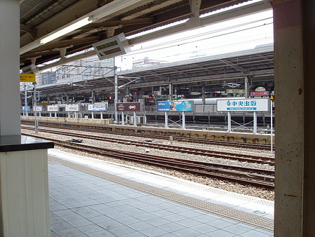 名古屋駅１３番線