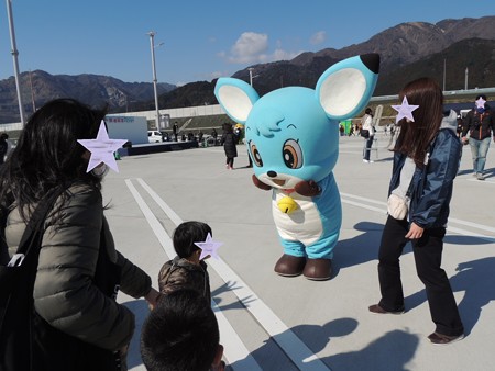 鈴鹿市の公式キャラクター。