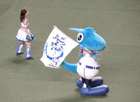 シャオロン。