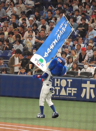 バランス崩したり。