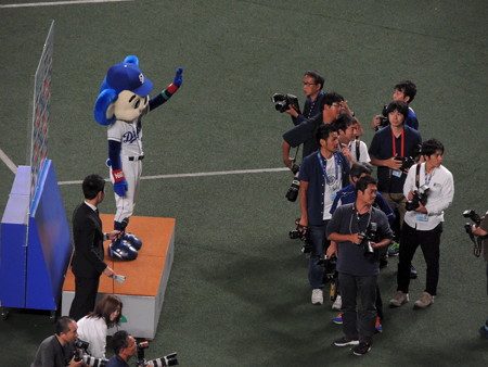 ドアラ。