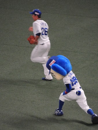 井領選手を送り出し。
