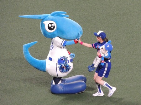 シャオロンとメイツさん。