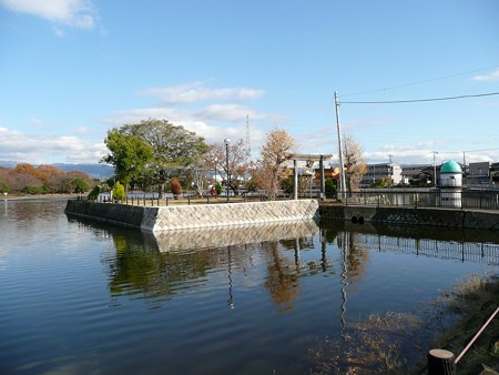 門池 安政島