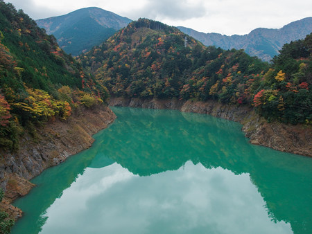 レインボーブリッジから眺める接岨湖