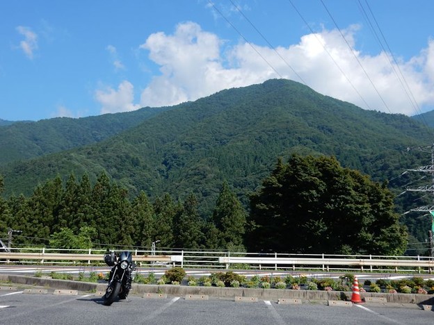 山間部でも暑い 写真: 山間部でも暑い
