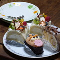 Photos: 地元のケーキ