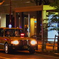 Photos: 週末夜のオフィス街のタクシーのりば（１）