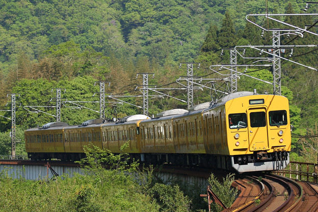 115系@備中川面~方谷