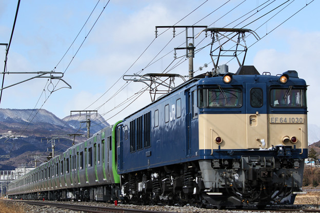 配9772レ EF64-1030+E235系 トウ32編成@後閑~沼田1