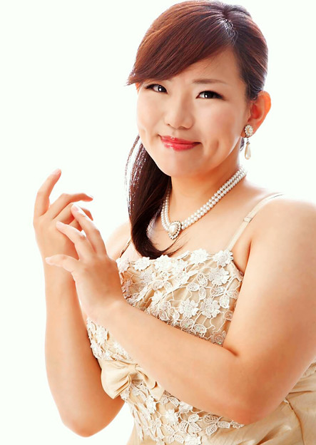 嶋田多華子　しまだたかこ　声楽家　オペラ歌手　ボイストレーナー　　　ソプラノ　　Takako Shimada