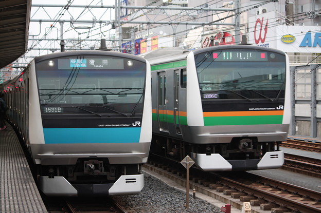 京浜東北線e233系1000番台サイ115編成 上野東京ラインe233系3000番台e13編成 照片共享頁面 攝影藏