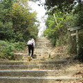 八幡神社への参道