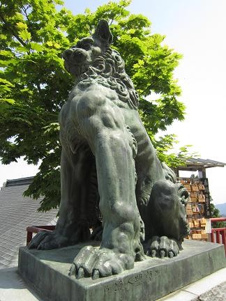 御岳神社の狛犬