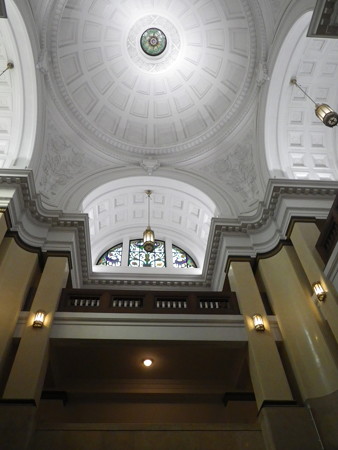 国立科学博物館エントランス