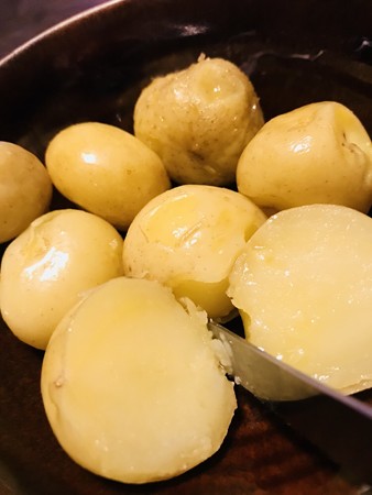 88A5C2E7-25E1-49C4-AE63-0EC375F11AD8