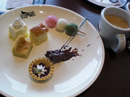 お皿デザート＆カフェラテ