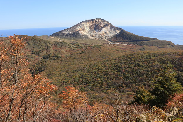 恵山と紅葉